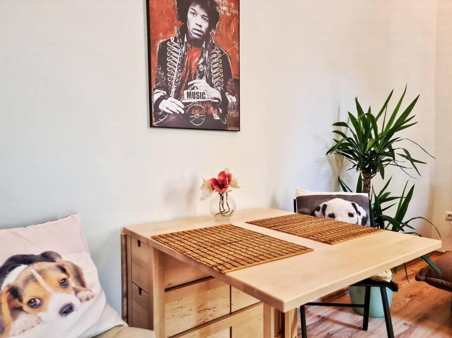Magic-Trio-Apartment-Im- Zentrum-Von-Wien Ngoại thất bức ảnh